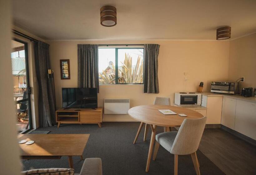 Апартаменты 1 Спальня, Rainforest Motel