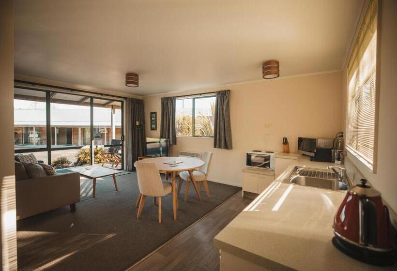 Апартаменты 1 Спальня, Rainforest Motel