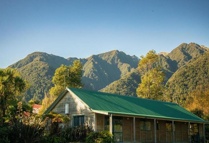 Семейные Апартаменты 3 Спальни, Rainforest Motel