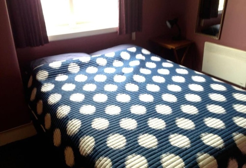 带共用浴室的标准房间, Stafford Gables Hostel