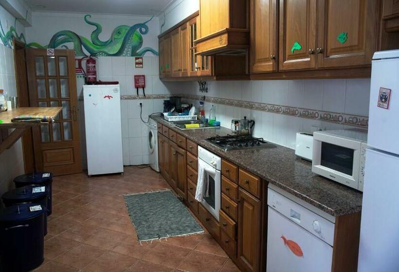 침실 4개 주택, Baleal Guesthouse