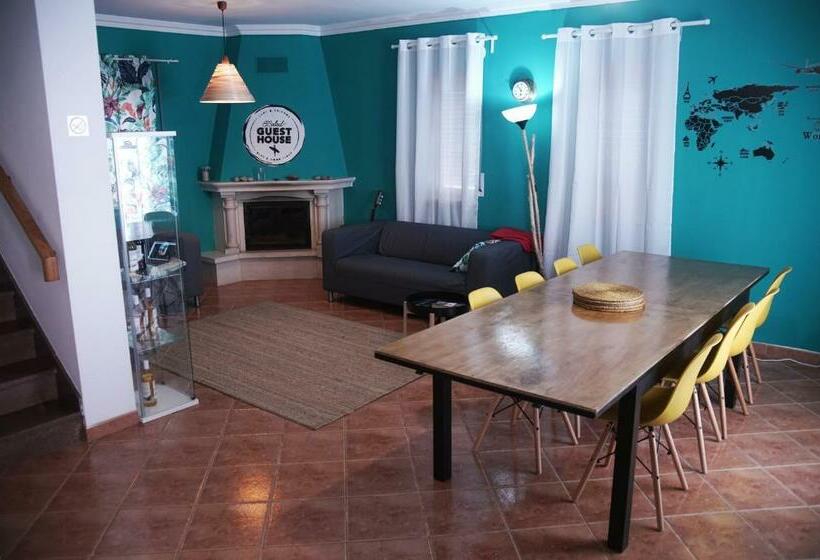 Дом 4 Спальни, Baleal Guesthouse