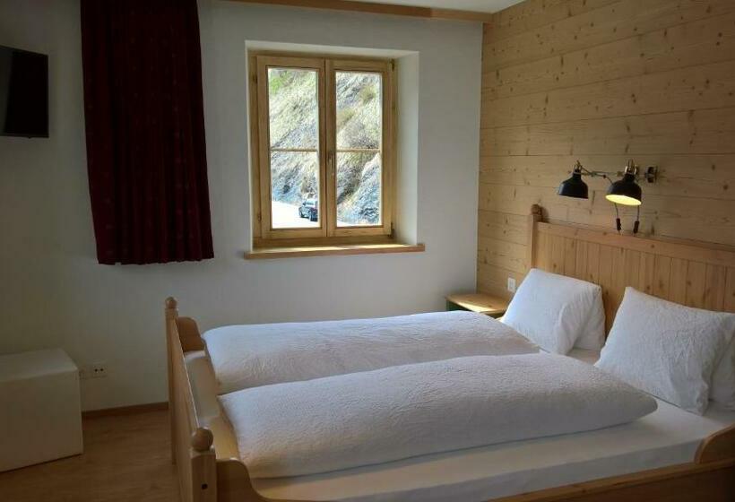 غرفة قياسية, B&b Chasa Arfusch