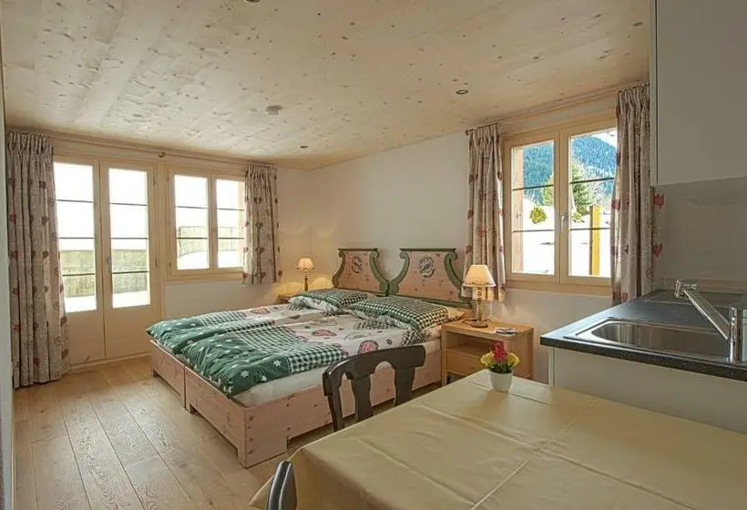 Standard-studio, B&b Panorama