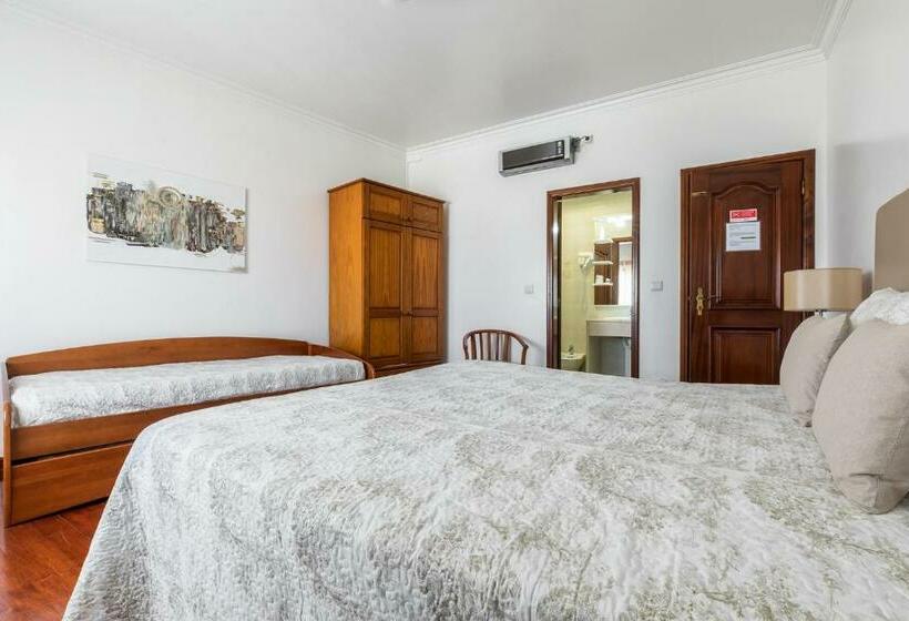 חדר סטנדרט לשלושה, Best Houses Portugal Residence