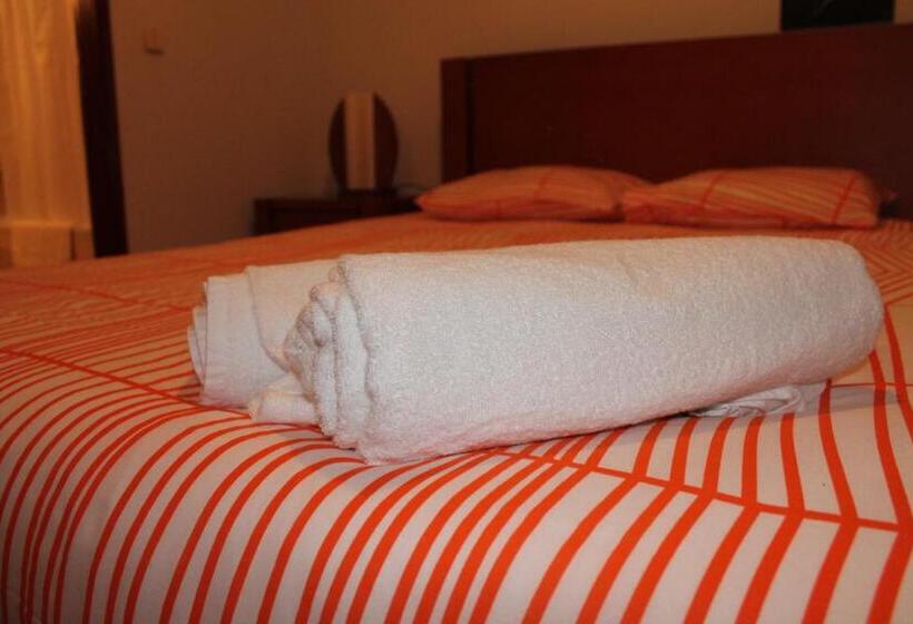 스탠다드 싱글 룸 공동욕실, Manawa Camp