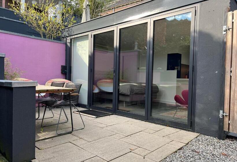 豪华房间, Naar Ineke