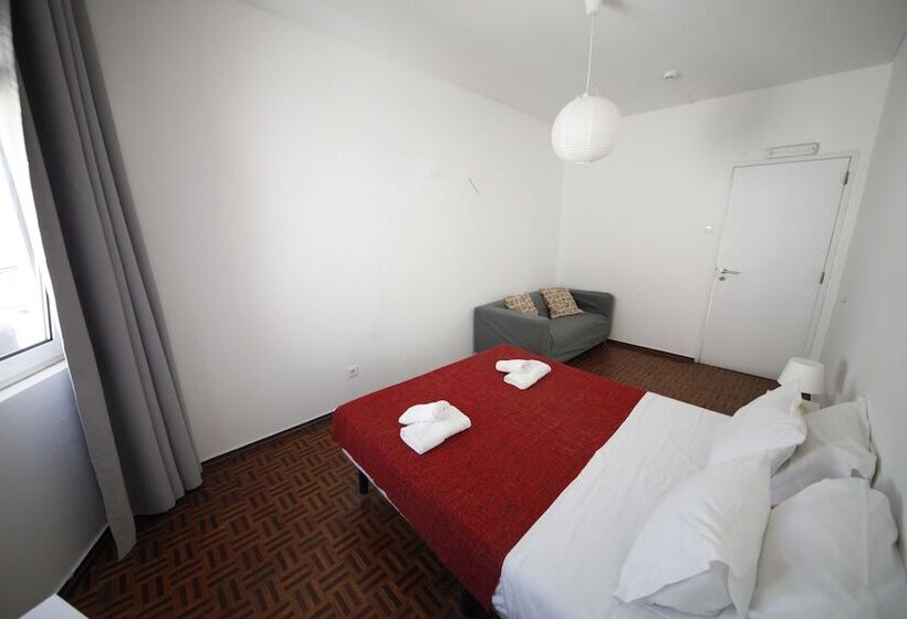 اتاق استاندارد با سرویس بهداشتی مشترک, The Story Guest House   Adults Only