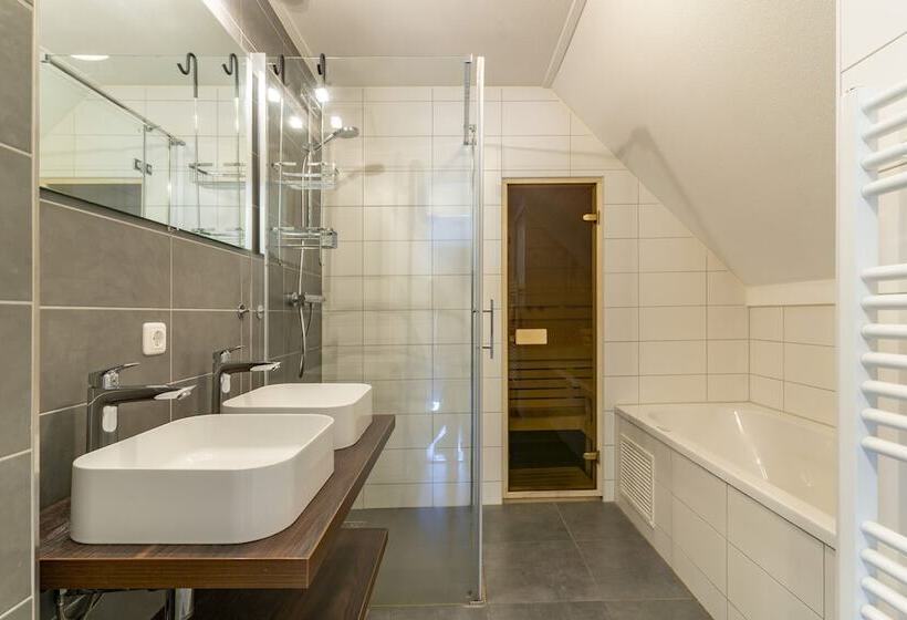3间卧室的房子, Dormio Resort Maastricht