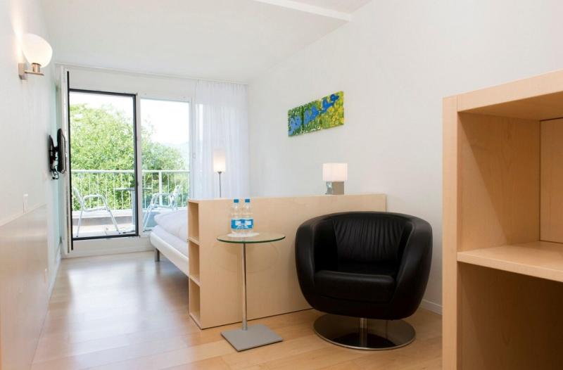 标准单人间, Seaside