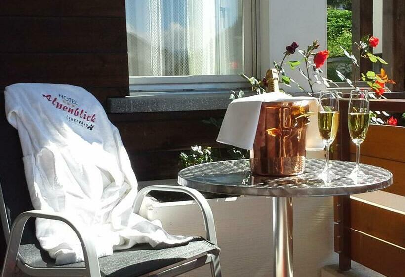 חדר סטנדרט עם מרפסת, Alpenblick Leukerbad Therme