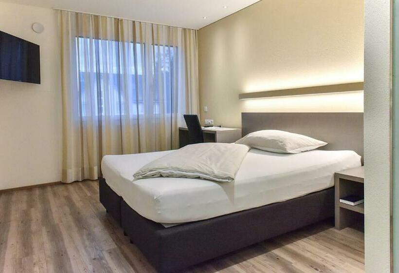 اتاق استاندارد, Am Kreisel Self Check In By Smart Hotels