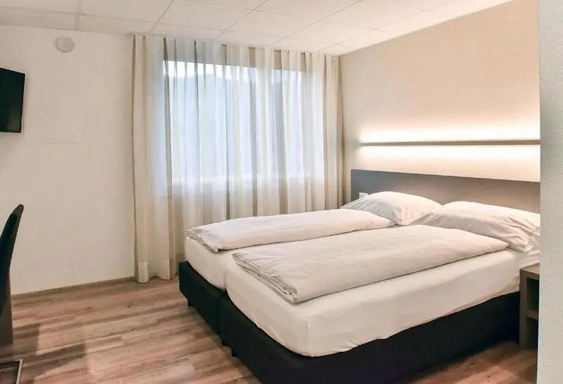 プレミアムルーム, Am Kreisel Self Check In By Smart Hotels