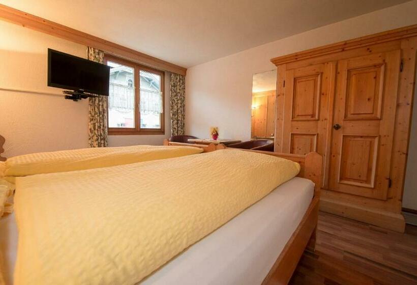 اتاق استاندارد, Crusch Alba