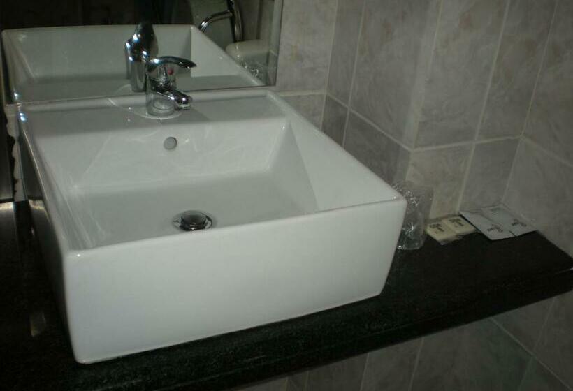 اتاق استاندارد یک تخته با بالکن, Dom Joao Iv