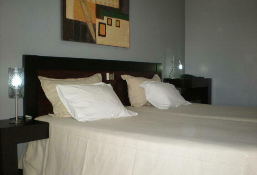 اتاق استاندارد با بالکن, Dom Joao Iv