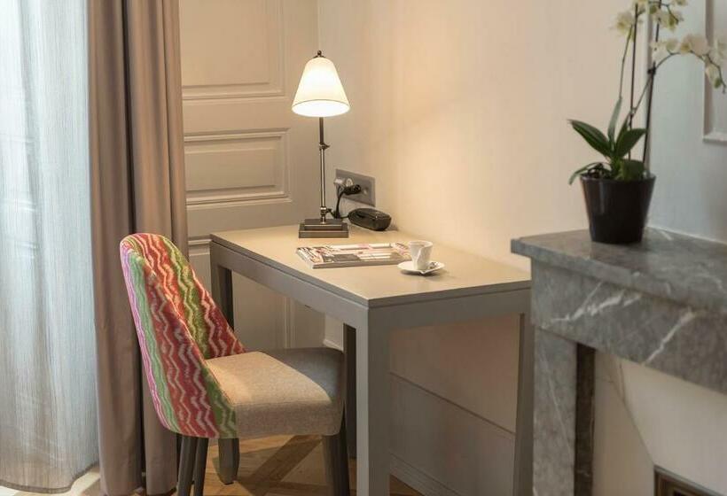 Номер Стандарт Вид на Город, Hôtel Du Théâtre, Boutique Hôtel