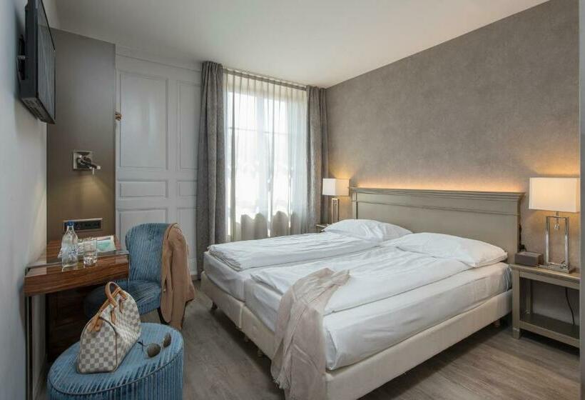 Номер Стандарт Вид на Город, Hôtel Du Théâtre, Boutique Hôtel