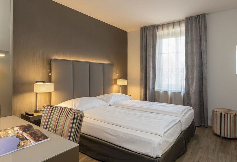 スタンダードインサイドビュールーム, Hôtel Du Théâtre, Boutique Hôtel