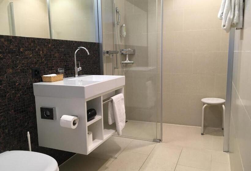 Номер Superior, Flawil