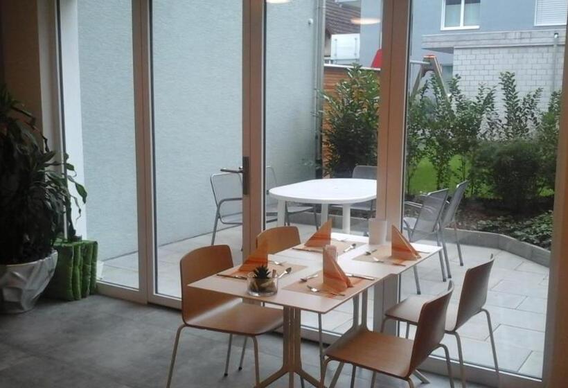 Полулюкс Повышенной Комфортности, Flawil