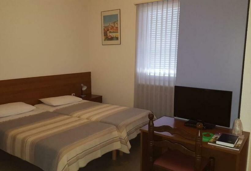 Standard 4 Pers. Værelse, Gamper