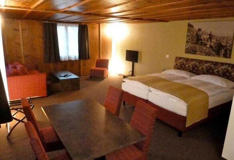 スーペリアスタジオ, Gasthaus Sternen