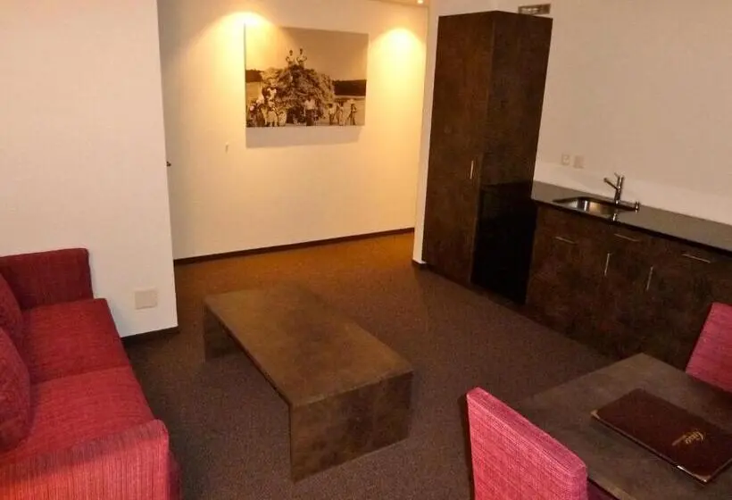 デラックススタジオ, Gasthaus Sternen