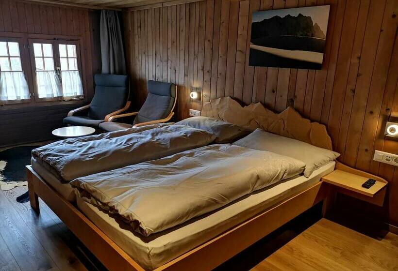 스탠다드 룸 산 전망, Gasthof Zur Post