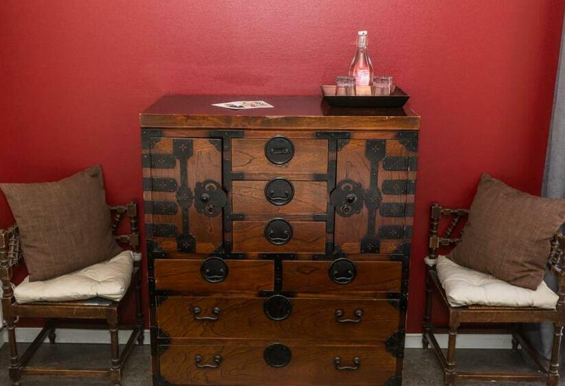 חדר סטנדרט לארבעה, Landhaus