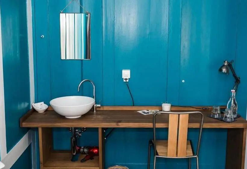 Standard Room Shared Bathroom, Landhaus