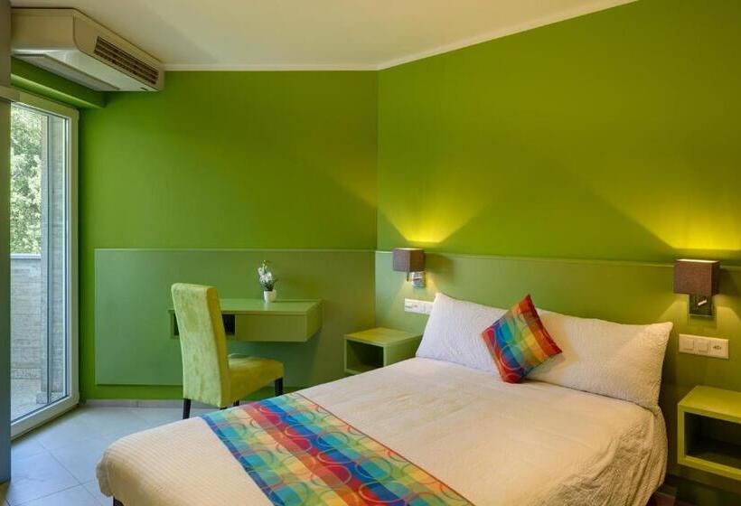 غرفة كلاسيكية مع بلكونة, Liberty Self Check In