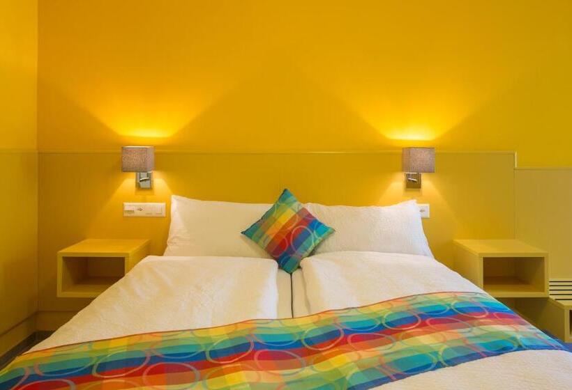 غرفة كومفورت, Liberty Self Check In