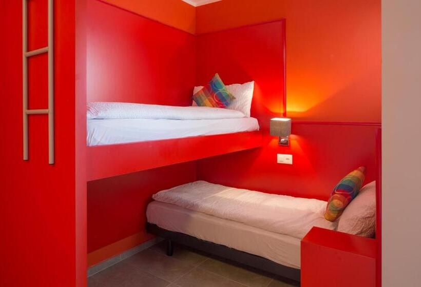 غرفة بريميوم رباعية, Liberty Self Check In