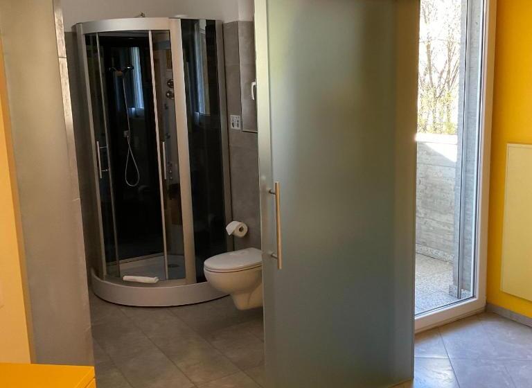 غرفة كلاسيكية مع بلكونة, Liberty Self Check In