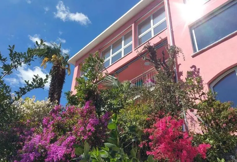 Perhehuone, Residence Venus Garden