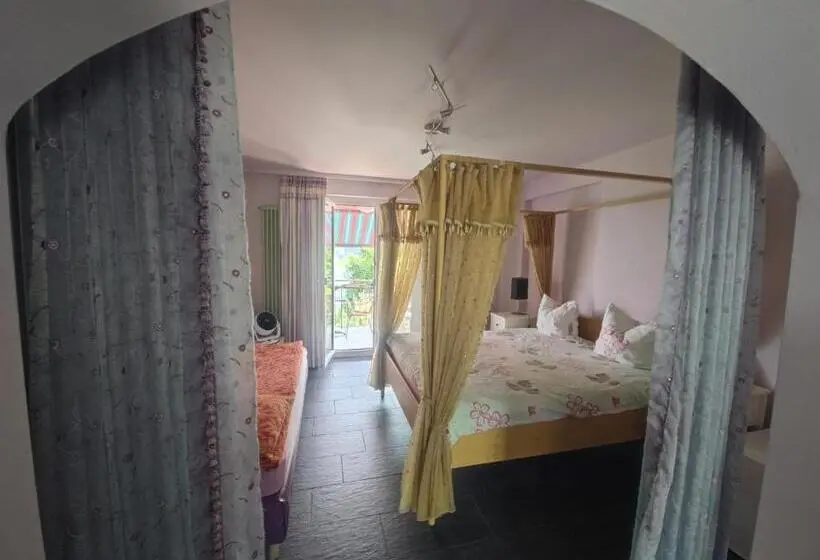 Standard Kolmen Hengen Huone, Residence Venus Garden