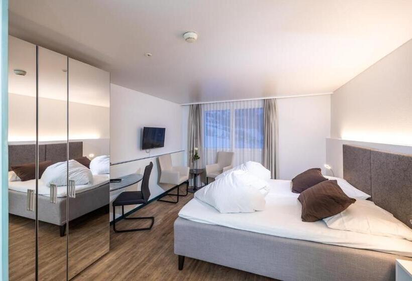 スタンダードルーム, Rischli