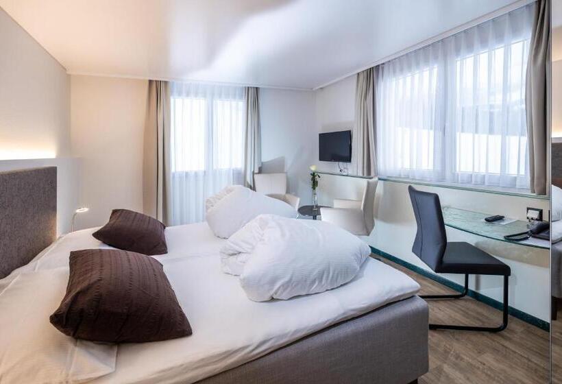 スタンダードシングルルーム, Rischli