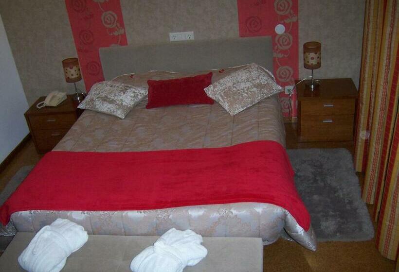 스탠다드 룸, Santa Apolonia