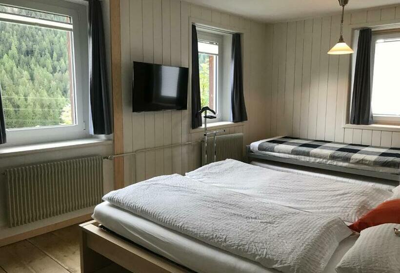 غرفة عائلية, Schöntal