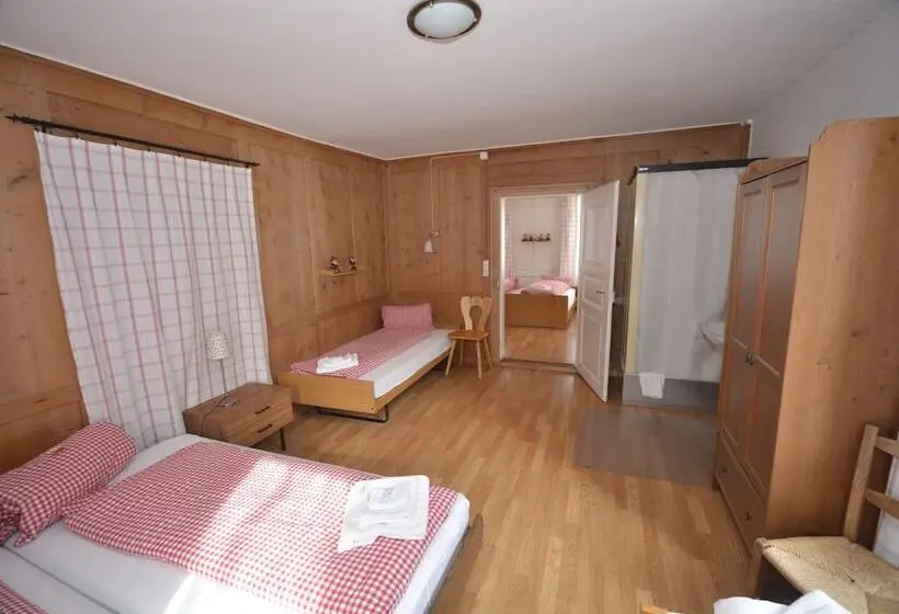 Perhehuone, Schöntal