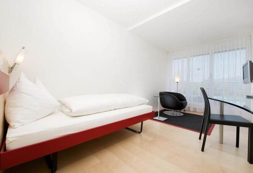 标准单人间, Seaside