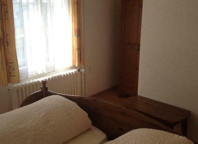 غرفة قياسية, Sternen