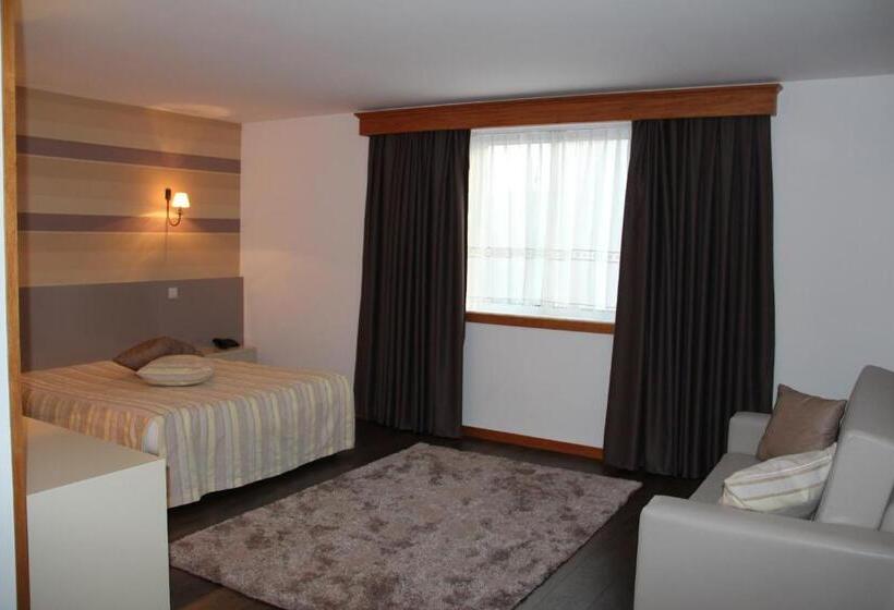 חדר סטנדרט יחיד, Troia