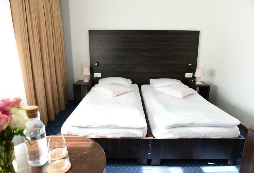 חדר סטנדרט, Töss