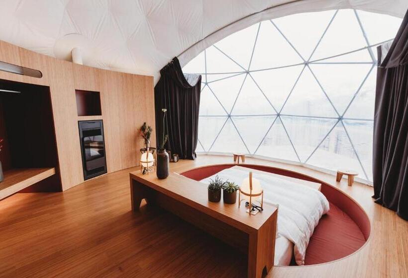 Люкс, Whitepod Original