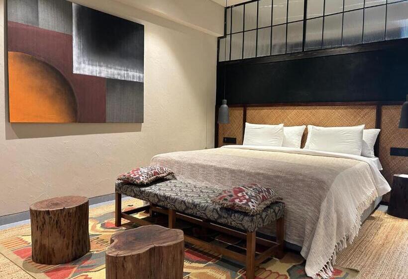 غرفة قياسية سرير كينج, Soul Nest Pyramid Valley International Bengaluru