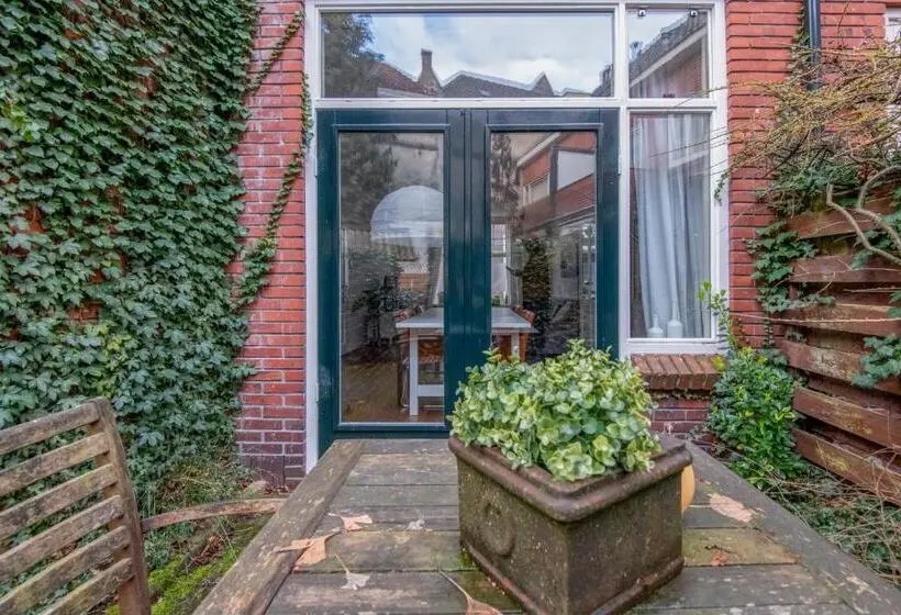 Huoneisto 2 Makuuhuonetta, B&b In De Kromme Jak
