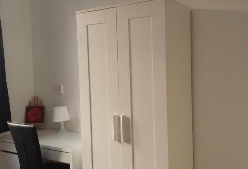 ファミリールーム, Chao Nl 24 Hours Open